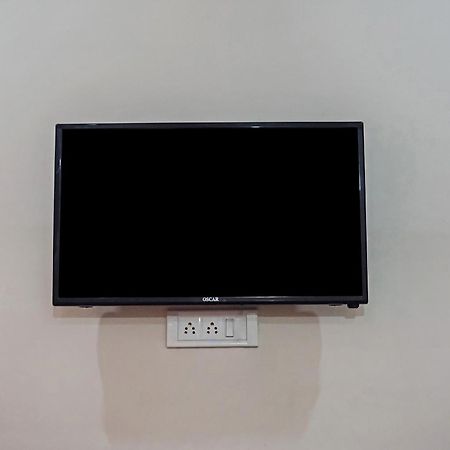 Hotel O Quadis Noida Exterior photo