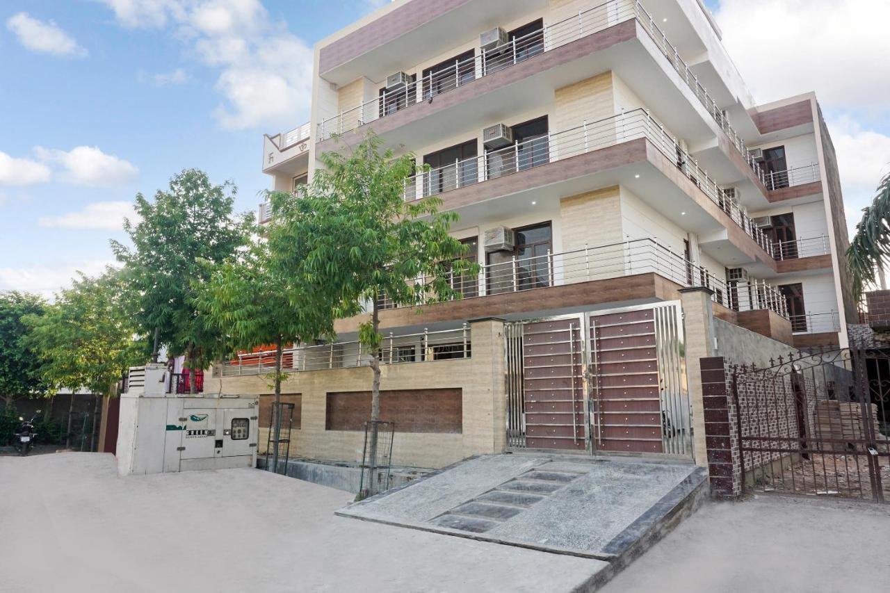 Hotel O Quadis Noida Exterior photo