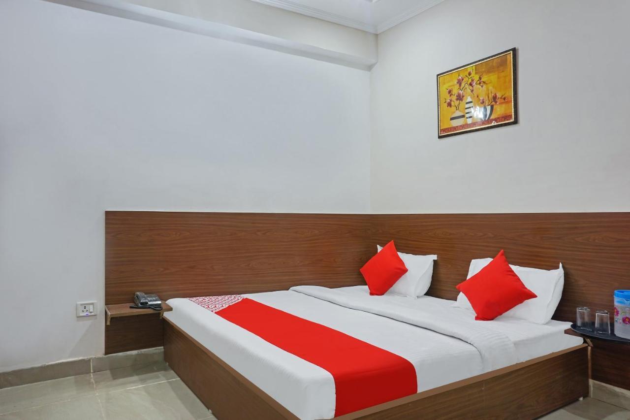 Hotel O Quadis Noida Exterior photo