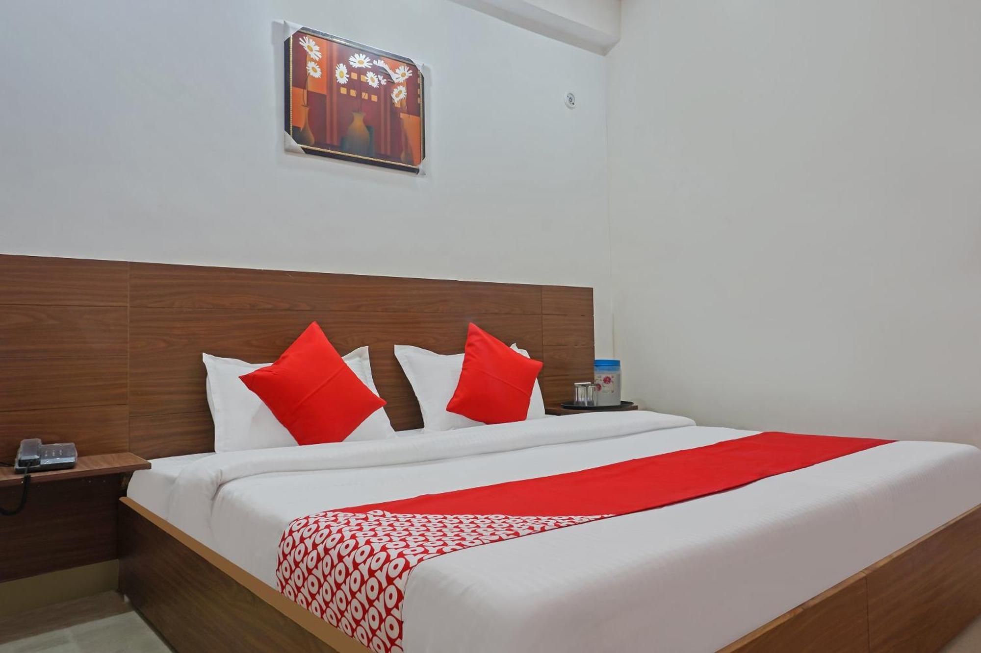 Hotel O Quadis Noida Exterior photo